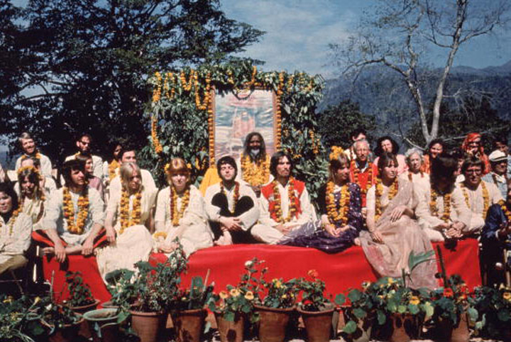 Beatles v ashramu leta 1968.
