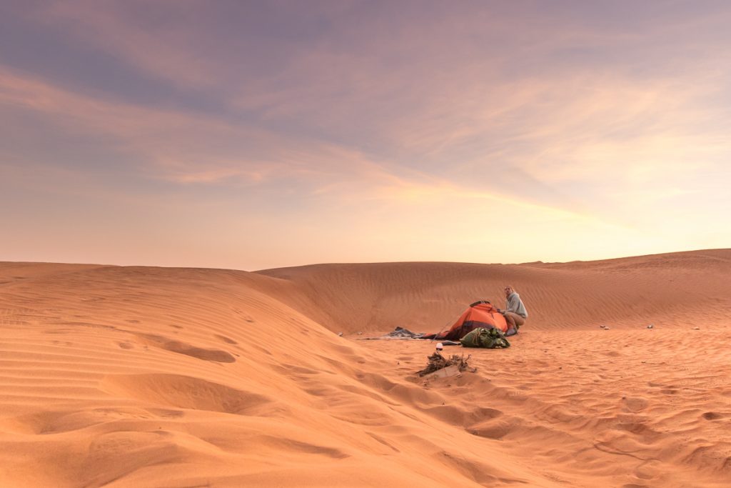 Sončni zahod v puščavi, Oman