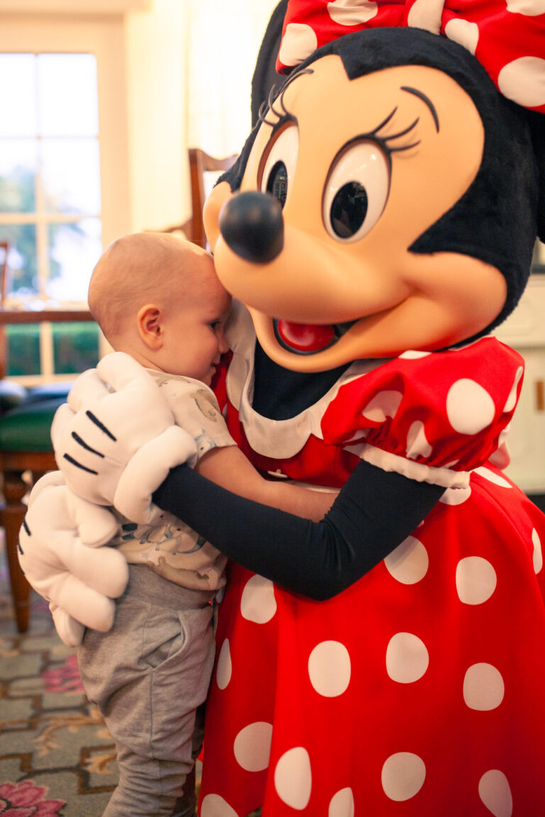 Jokali smo v Disneylandu